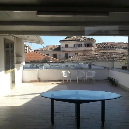 Silvia's House